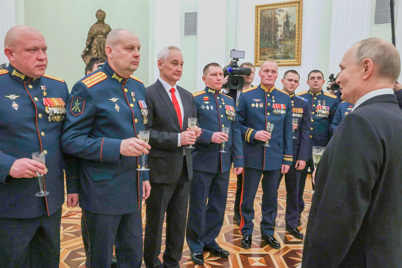 Андрей Буйлов после церемонии награждении медалями Герой России в Кремле