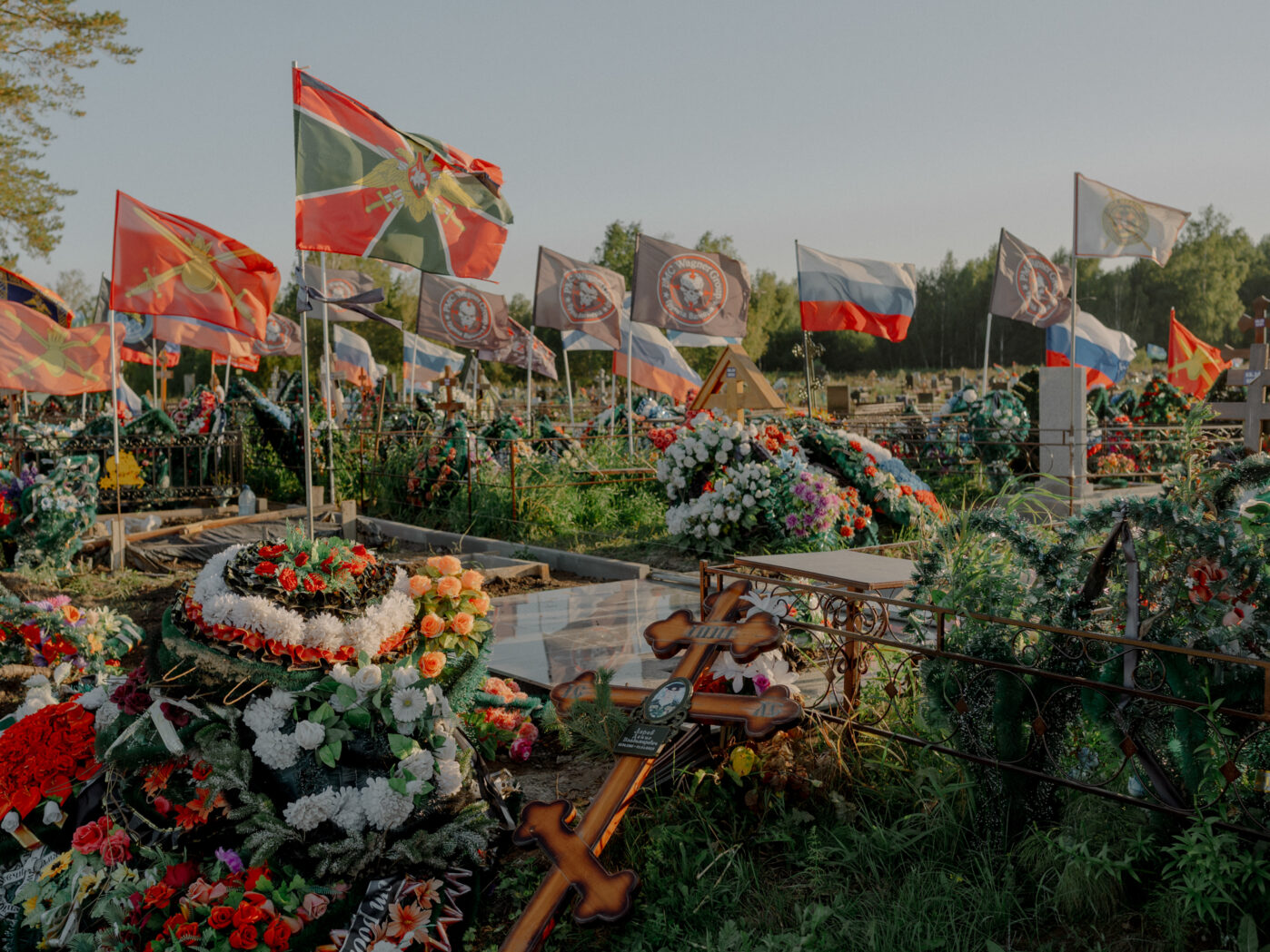 Фотограф Алёна Кардаш, много лет живущая в Германии, рассказывает о своих редких поездках в родной Томск и о том, как восприятие дома изменилось после начала «СВО»