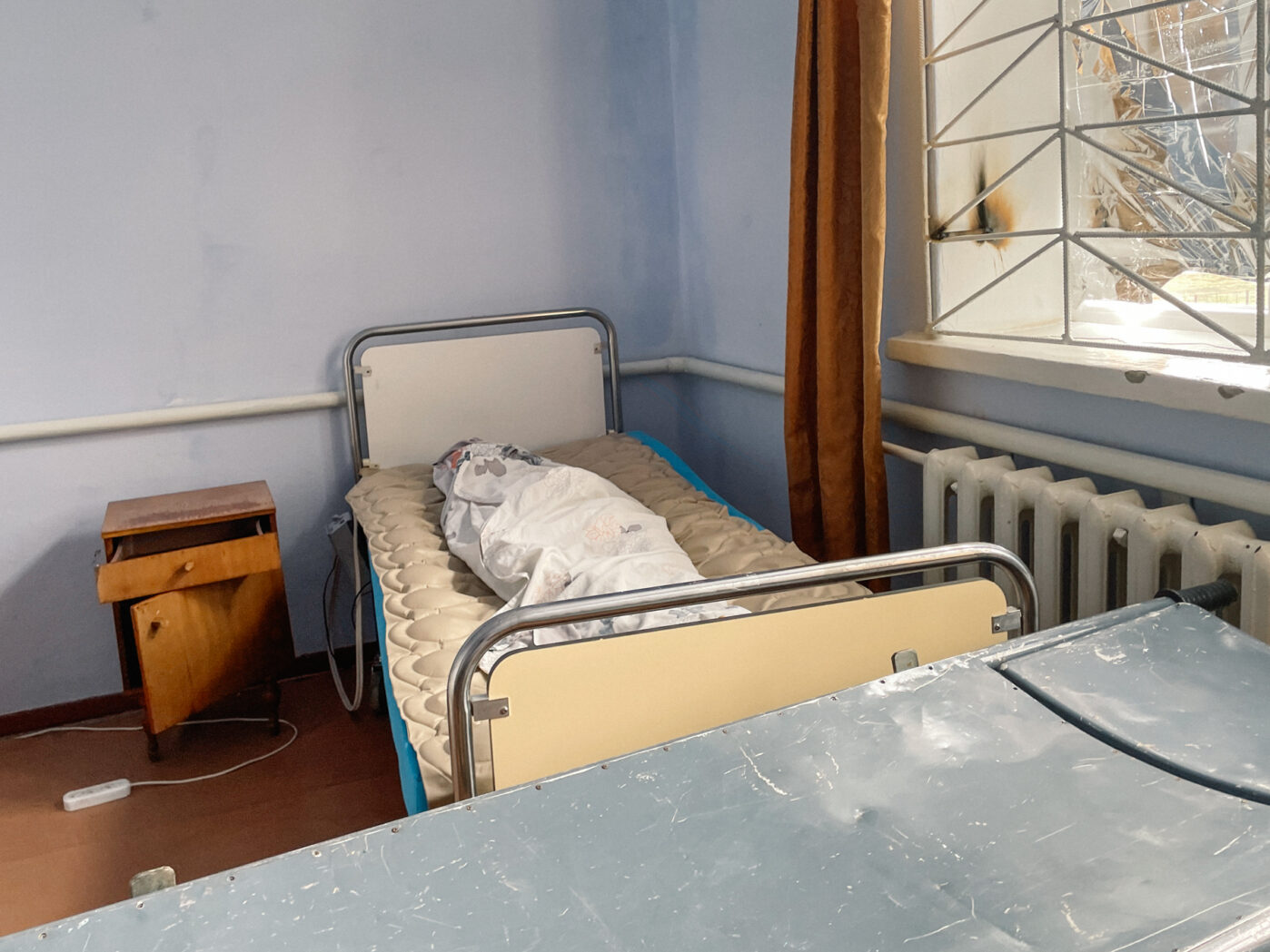 Районная больница в Каланчаке — одно из немногих учреждений, которое работает в оккупации. Школы и предприятия — закрываются