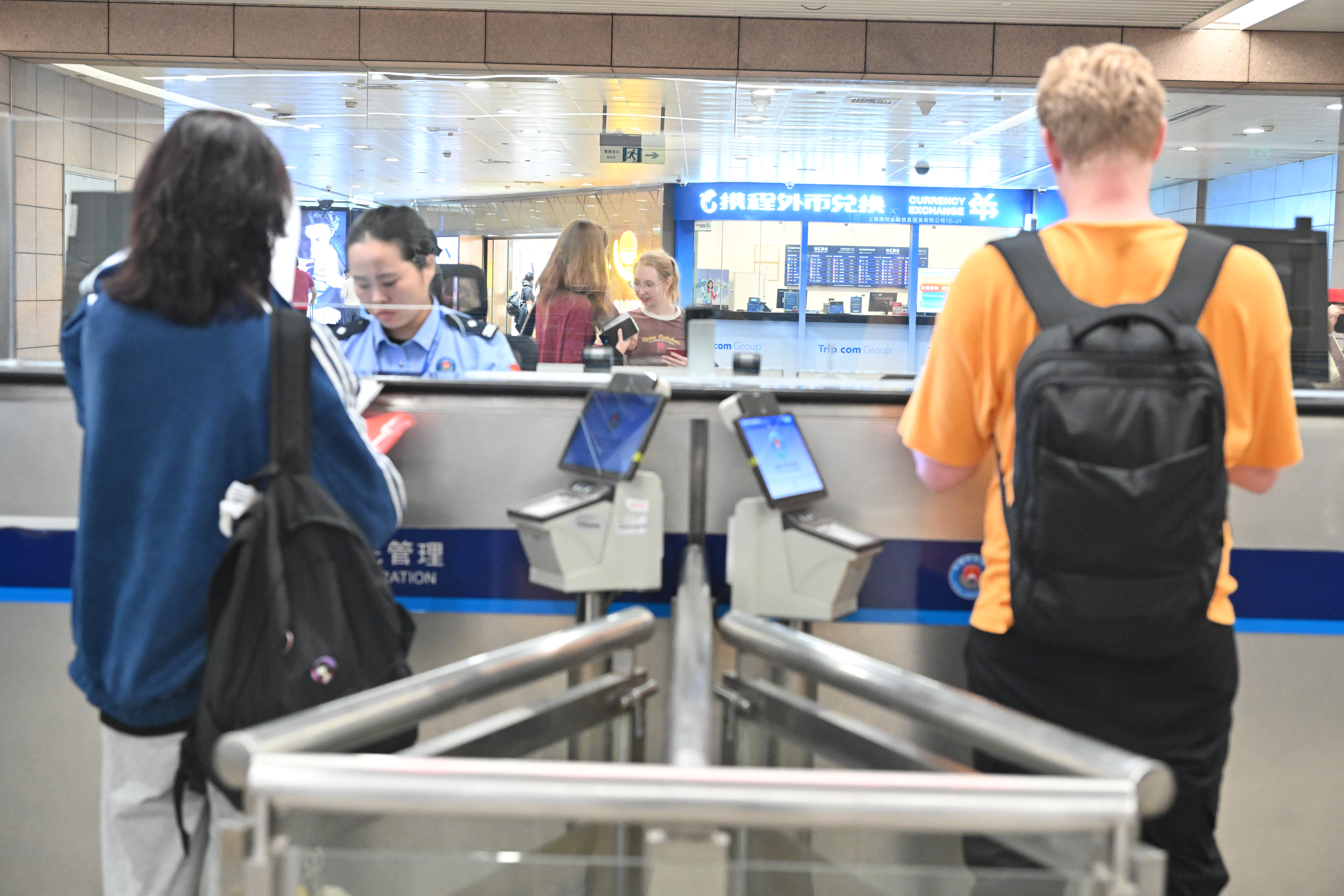 Путин ввел безвизовый режим для граждан Китая до 2026 года